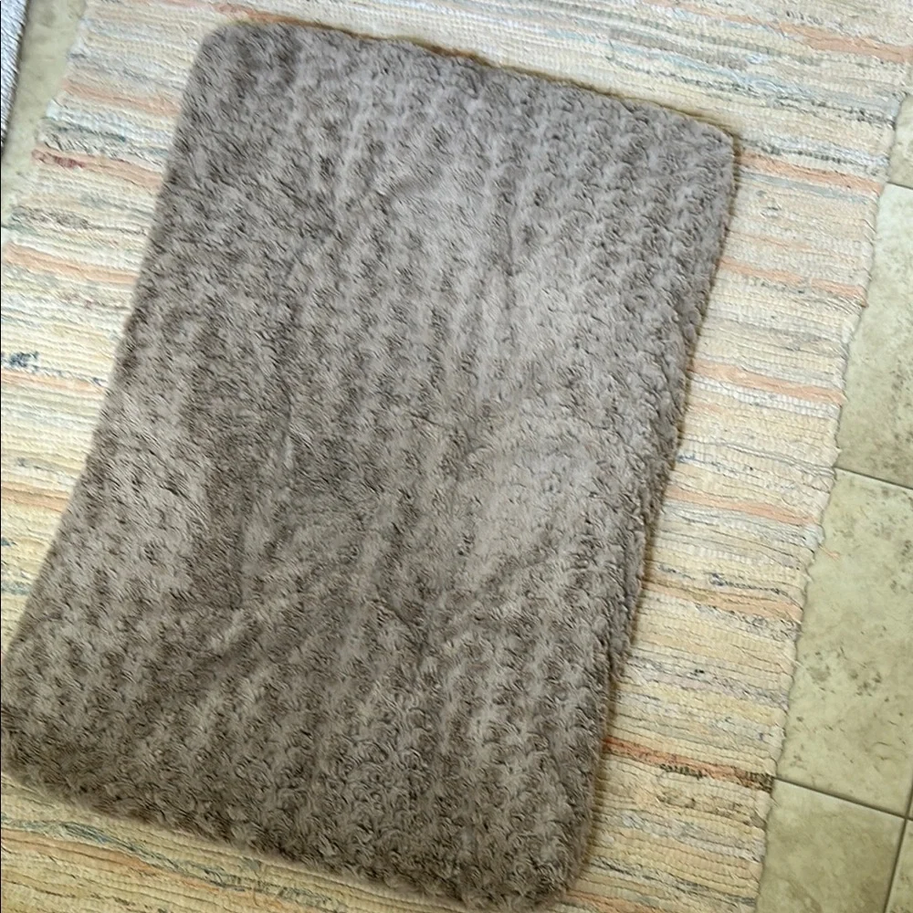 Crate pad for dog kennel taupe swirl 34 x 22 inch